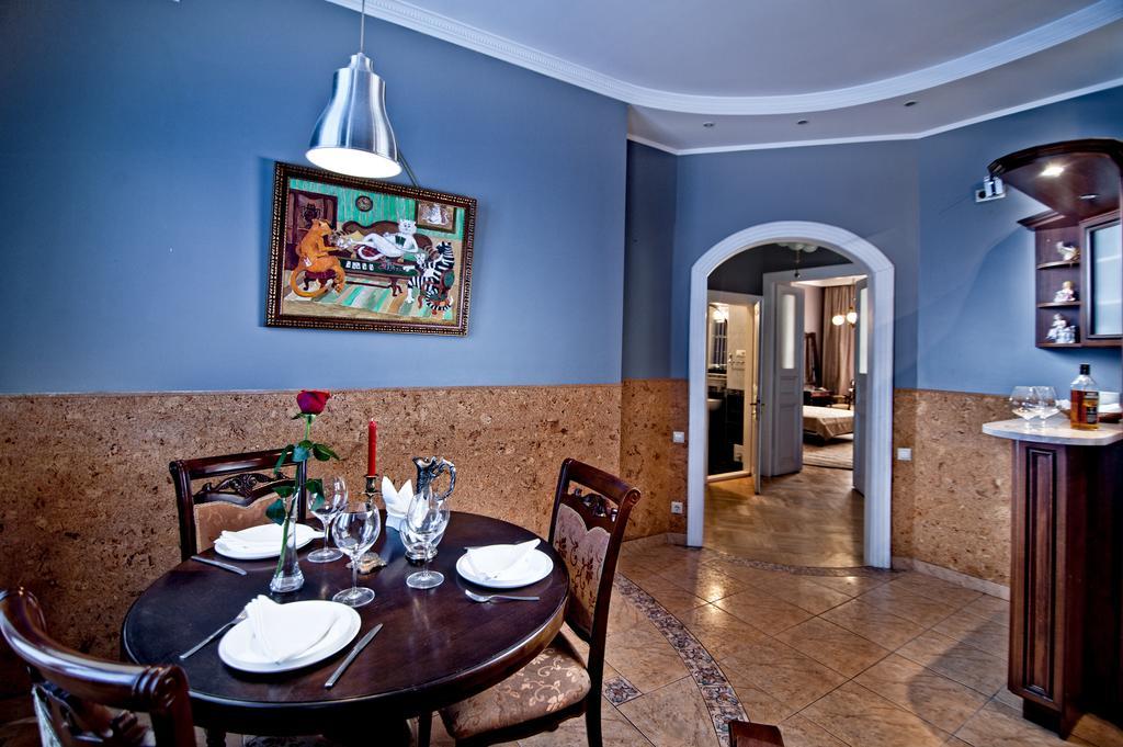 British Club Lviv Hotel Phòng bức ảnh